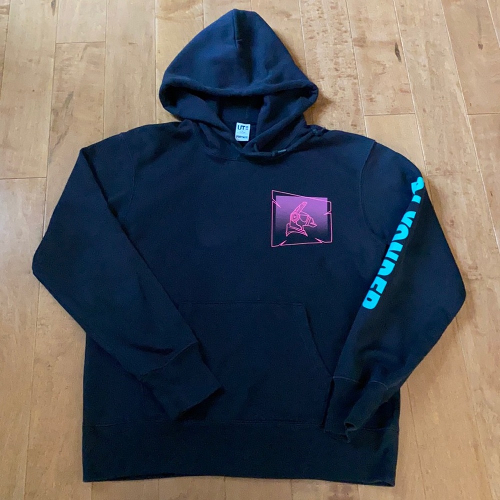 UNIQLO x FORTNITE MEN’S HOODED SWEATER SZ SMALL